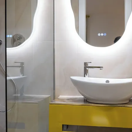 Bhr Brancaccio 83 Πανσιόν 4*